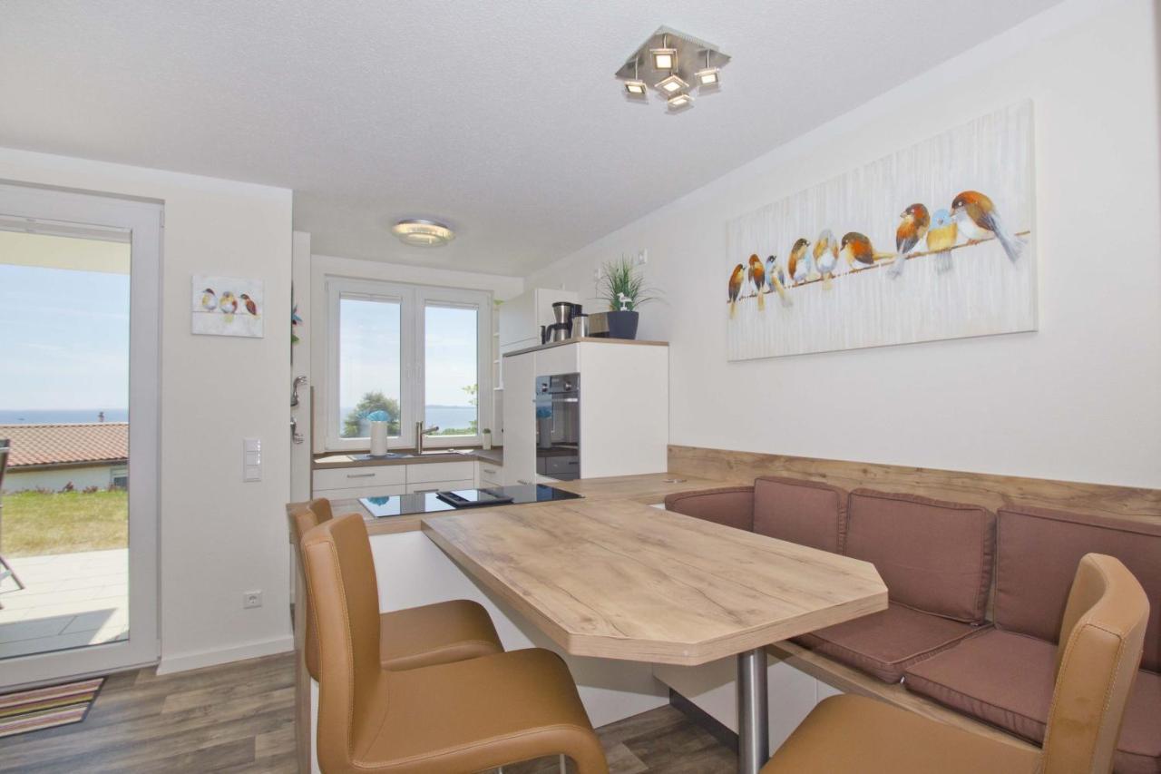 Mit Meerblick Und Terrasse, Gratis Nutzung Vom Ahoi Erlebnisbad Und Sauna In Sellin - Meeresblick Fewo 68 Goehren  Exterior photo